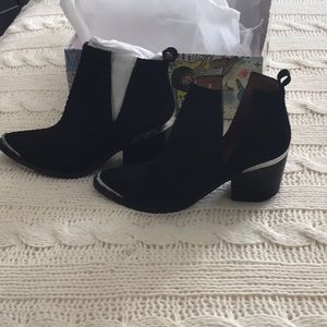 NWT Jeffrey Campbell booties